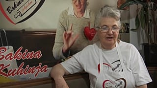 Бабушка-блогер "взорвала" Интернет