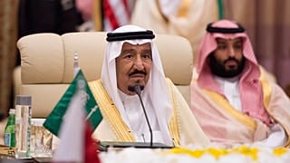العاهل السعودي سلمان بن عبد العزيز وابنه ولي العهد محمد