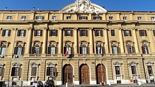 Il Ministero dell'Economia italiano cerca consulenti "a titolo gratuito"