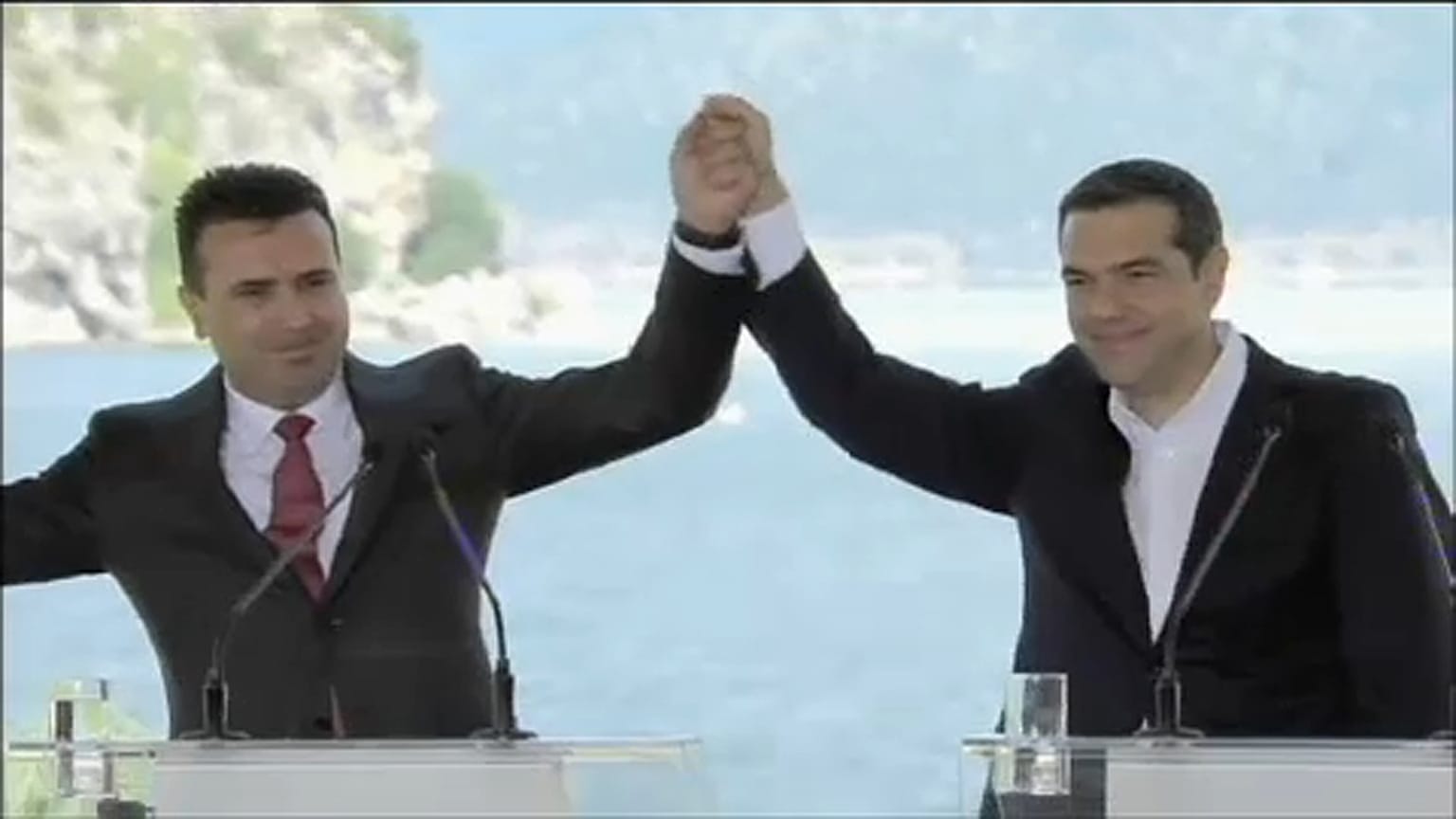 Ευρωπαίοι Σοσιαλιστές: Εκστρατεία υπογραφών υπέρ Τσίπρα- Ζάεφ
