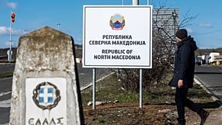 Β.Μακεδονία: Αλλάζουν ονόματα σε υπουργεία, δημόσιες υπηρεσίες και οργανισμούς