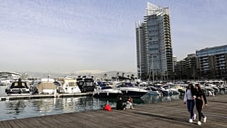 زيتوناي باي في العاصمة اللبنانية بيروت