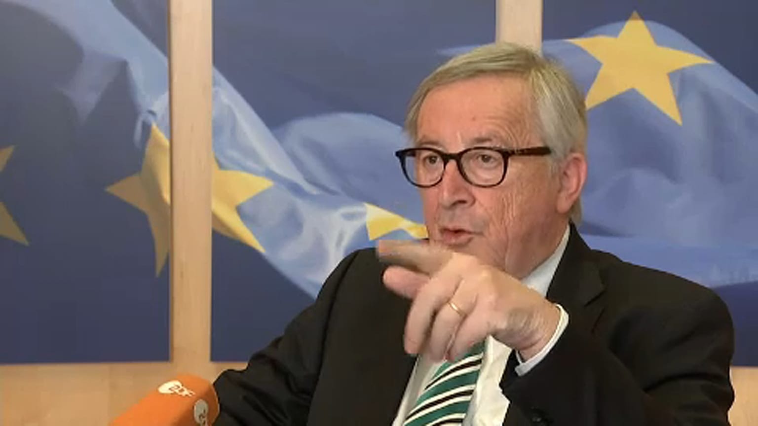 EPP: harcias nyilatkozatok a vezetőségi ülés előtt