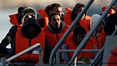 Abogados piden que se investigue la política migratoria de la UE en el Mediterráneo