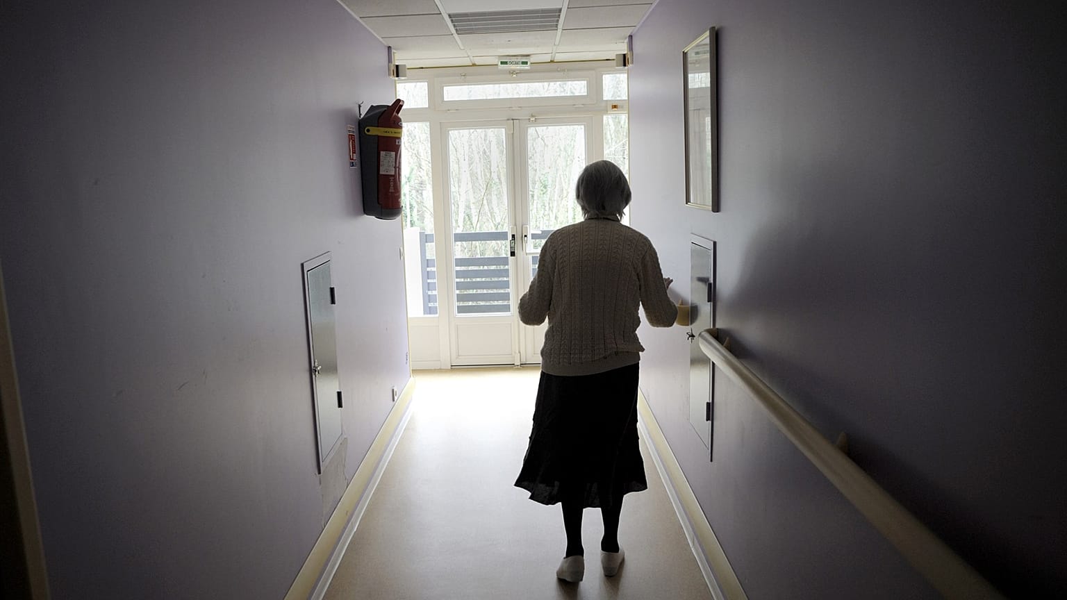 Menopoz sonrası ağız yoluyla alınan hormon ilaçları Alzheimer riskini yükseltiyor