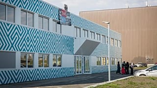 Hollanda'da İslami lisenin fonları terör bağlantıları iddiası ile kesildi