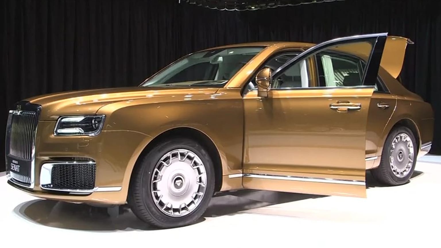 Putin ha voluto che la sua limousine fosse "più forte e più brutale"