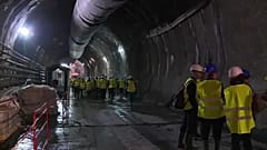 Italy's prime minister halts project to build train line to France