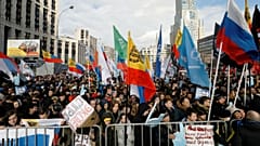 فریاد هزاران معترض روس در مسکو: پوتین، اینترنت را رها کن