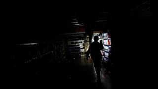 La galère des Vénézuéliens, sans électricité depuis 4 jours