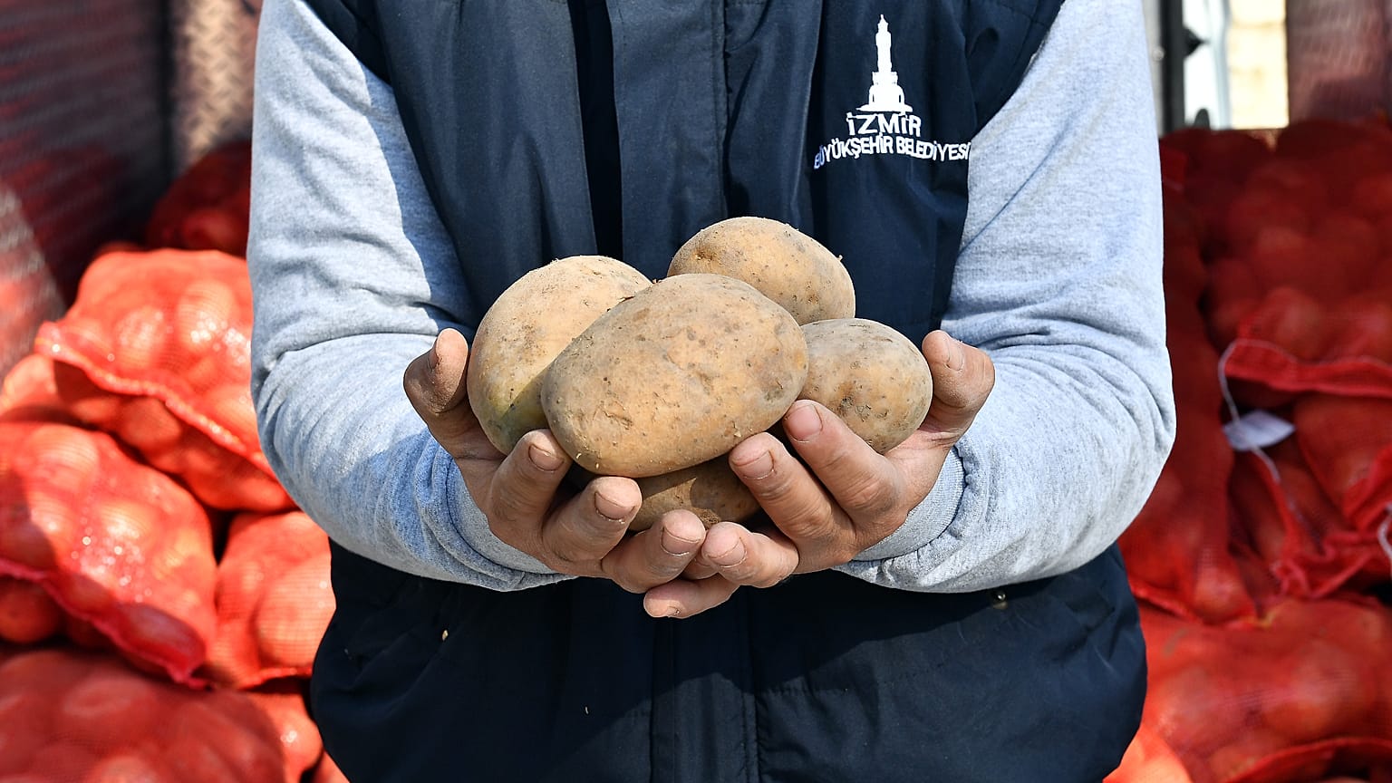 Dünya'nın en büyük üreticilerinden Türkiye patates ithalatı için vergiyi sıfırladı