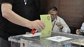 Yerel seçimlerin odağında sandık güvenliği var: Tutanakların takibi spekülasyonları önleyecek
