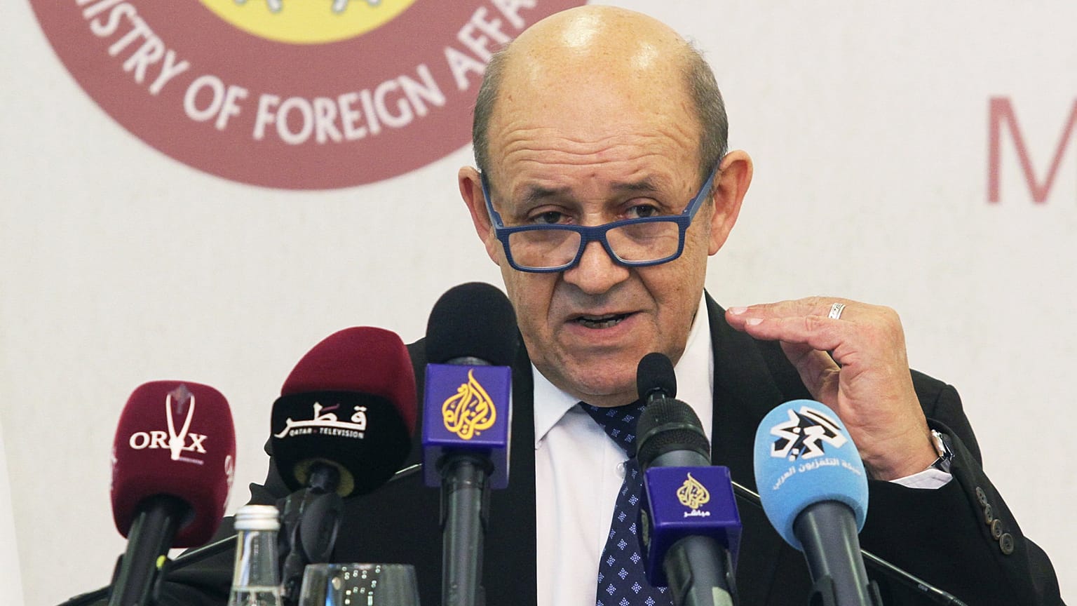 لو دريان خلال مؤتمر صحفي عقد في الدوحة سابقاً (أرشيف) 