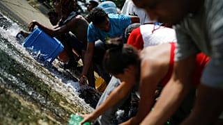 Visszahívja diplomatáit az USA Venezuelából