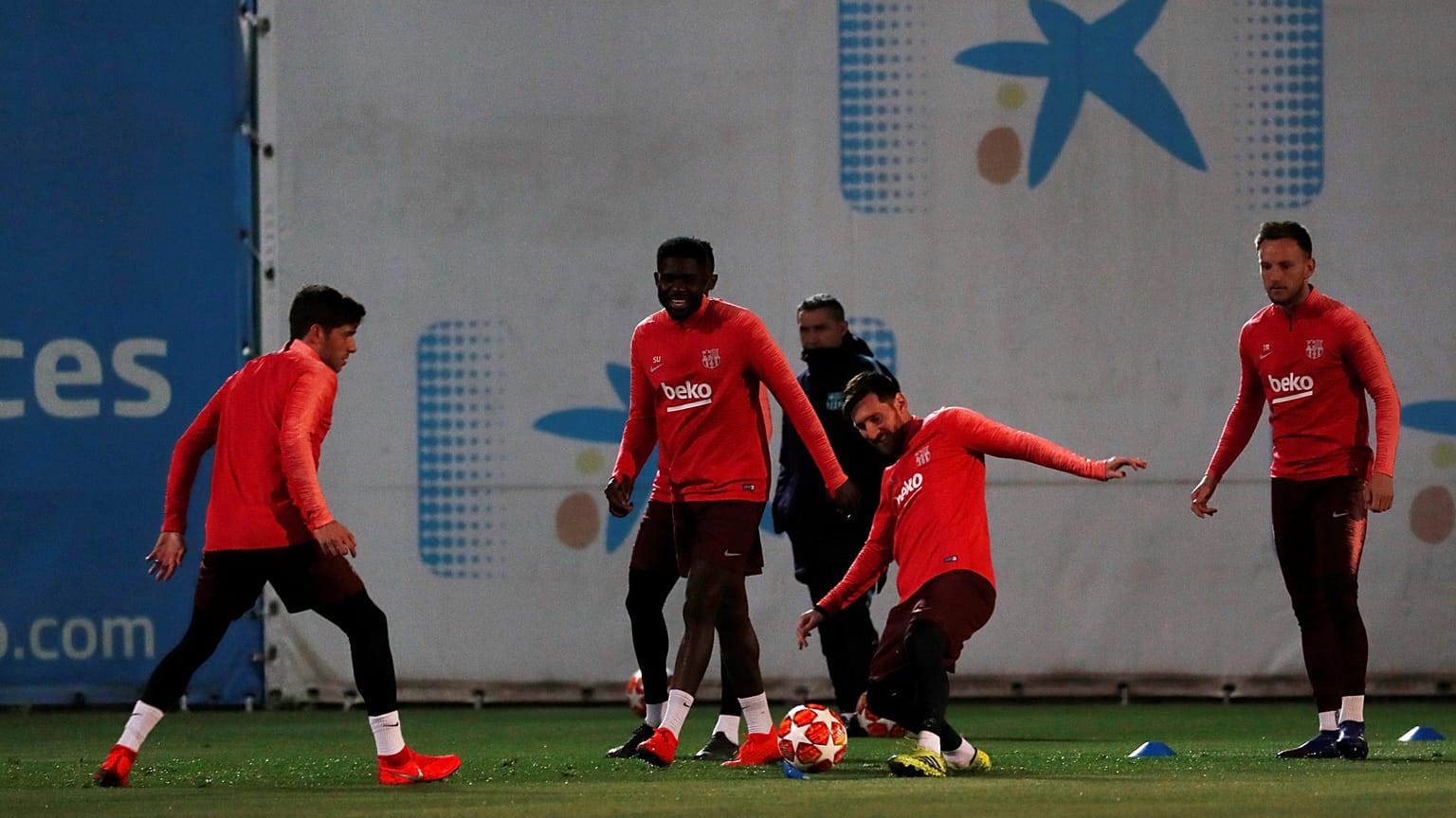 Barça y Lyon se juegan el pase a cuartos de la Champions
