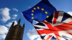 Brexit:  Ποιες οι συνέπειες μιας αποχώρησης χωρίς συμφωνία