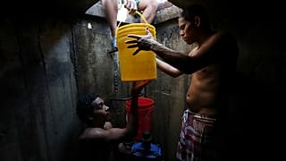 In Venezuela fließt wieder Strom, das Chaos bleibt