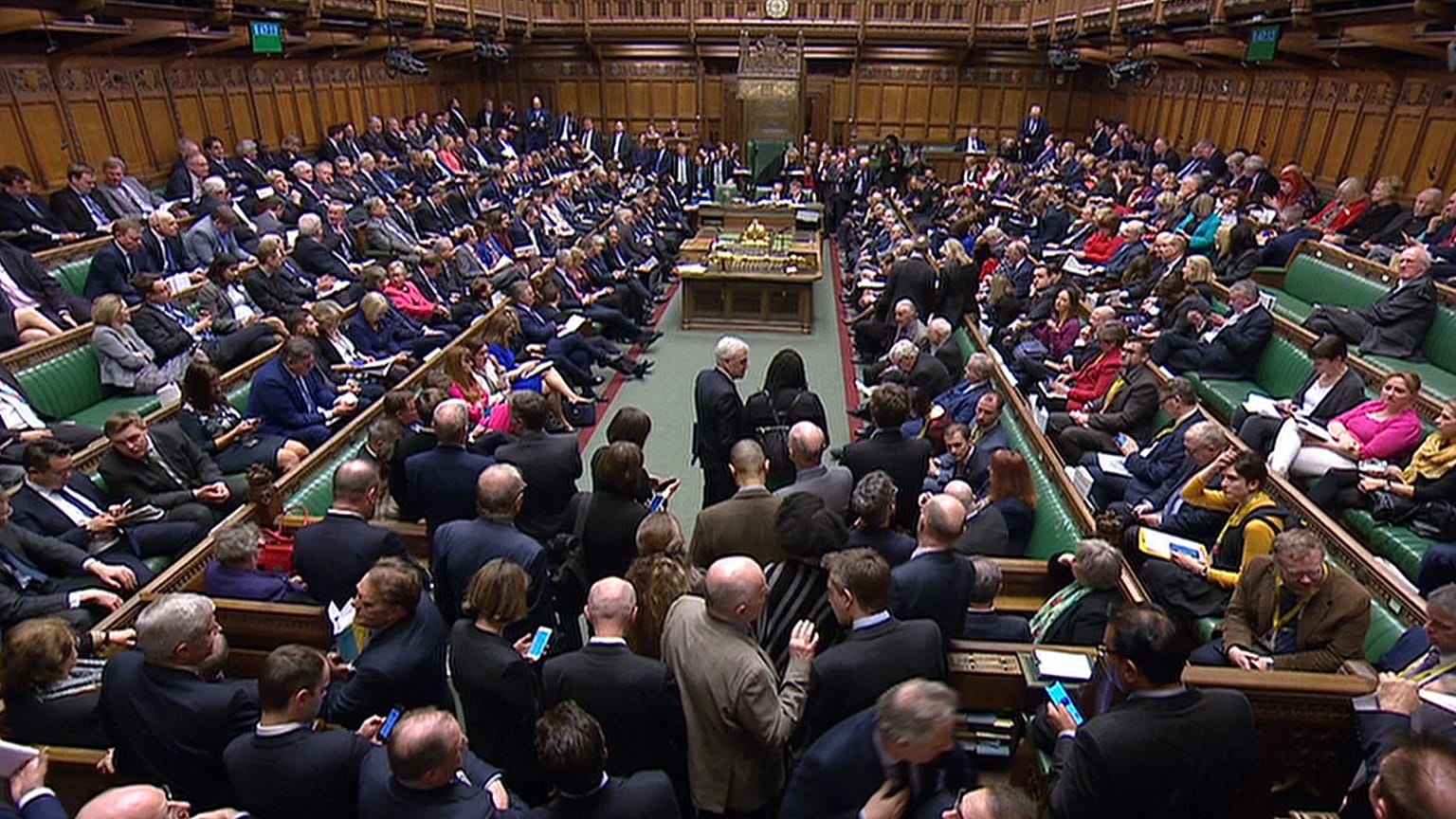 Les députés britanniques votent pour un report du Brexit au moins jusqu'au 30 juin 