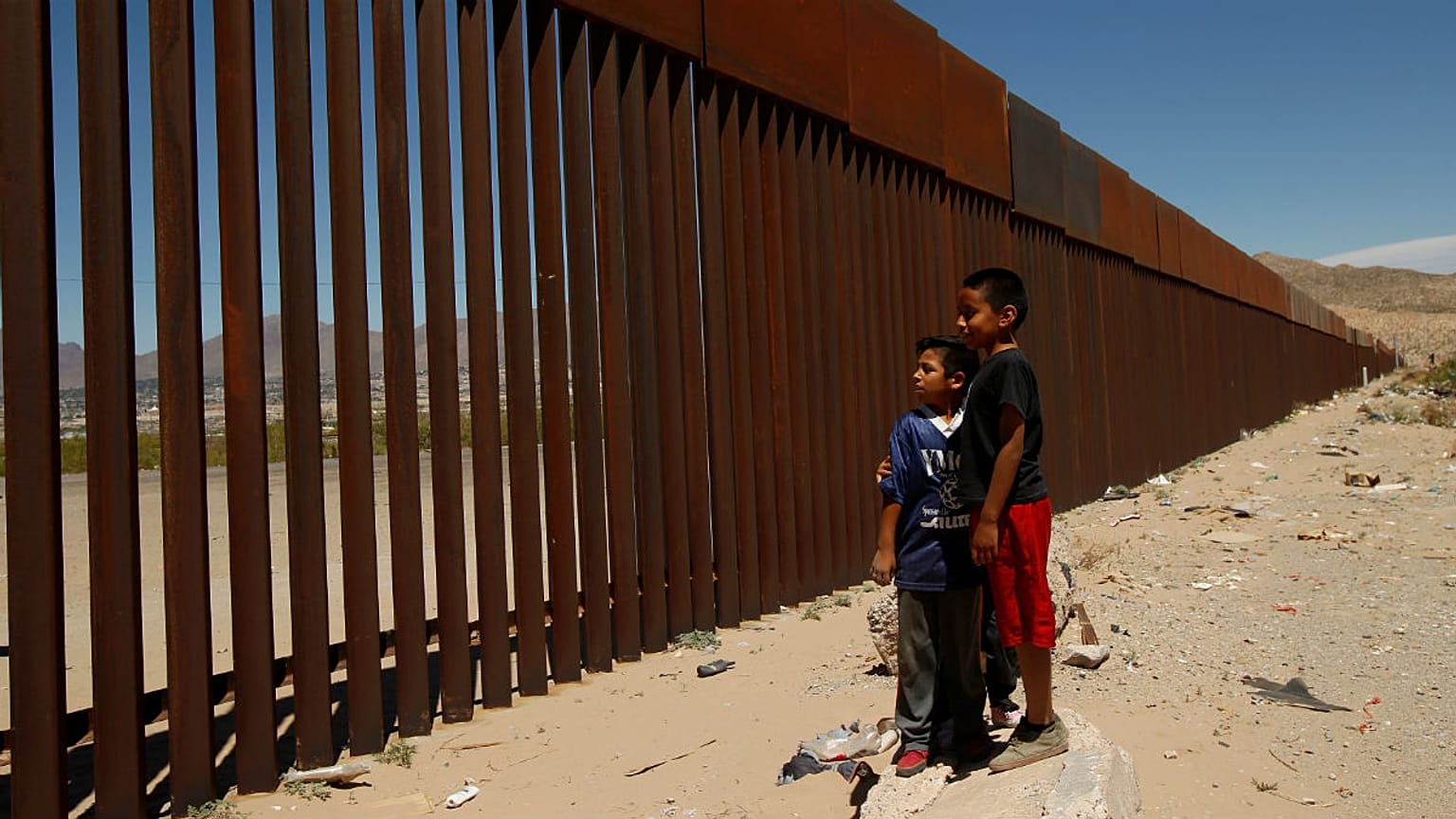 Una sezione del muro tra Usa e Messico nei pressi di Anapra, Ciudad Juarez