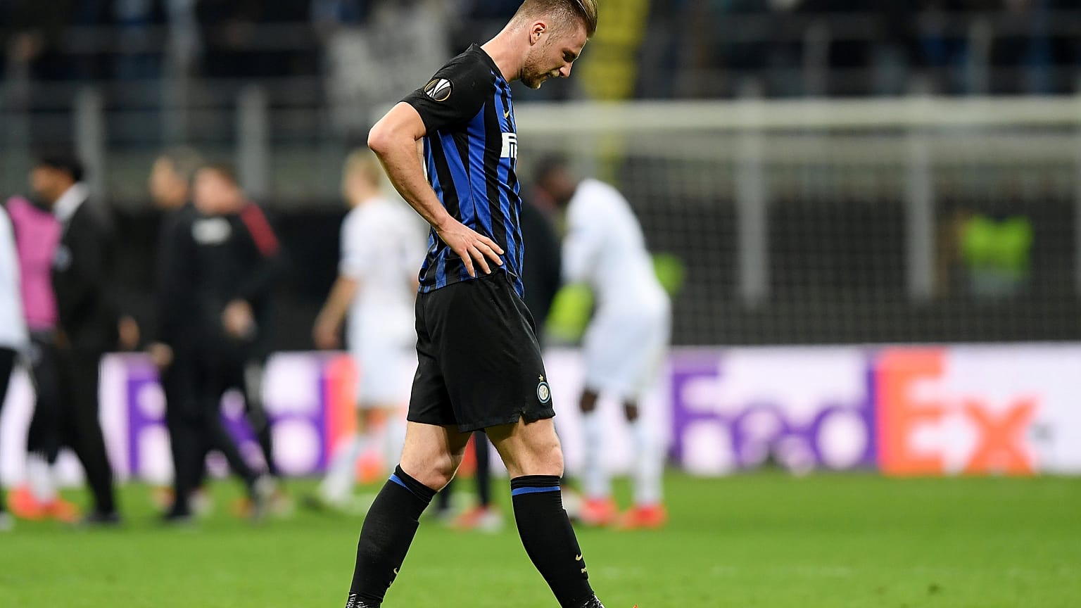 Europa League: Inter fuori, Napoli avanti con il fiatone 