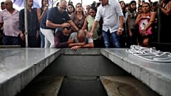 Brasil chora as vítimas do massacre de Suzano