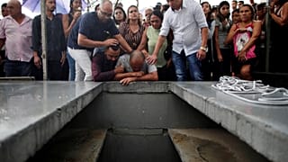 Brasil chora as vítimas do massacre de Suzano