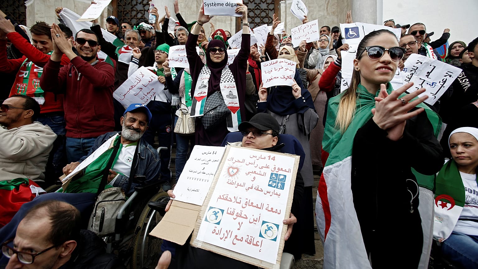 Kendi parti sözcüsü: Bouteflika tarih oldu, görevi bırakmaktan başka çaresi yok