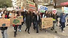 Görög diákok tüntettek a klímaváltozás ellen