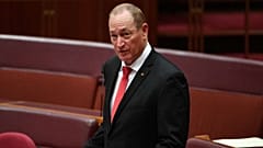 Avustralyalı Senatör Fraser Anning 