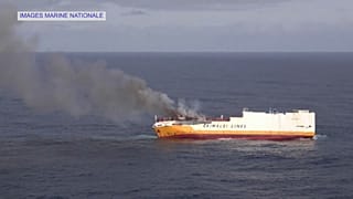 Catástrofe ecológica frente a la costa francesa