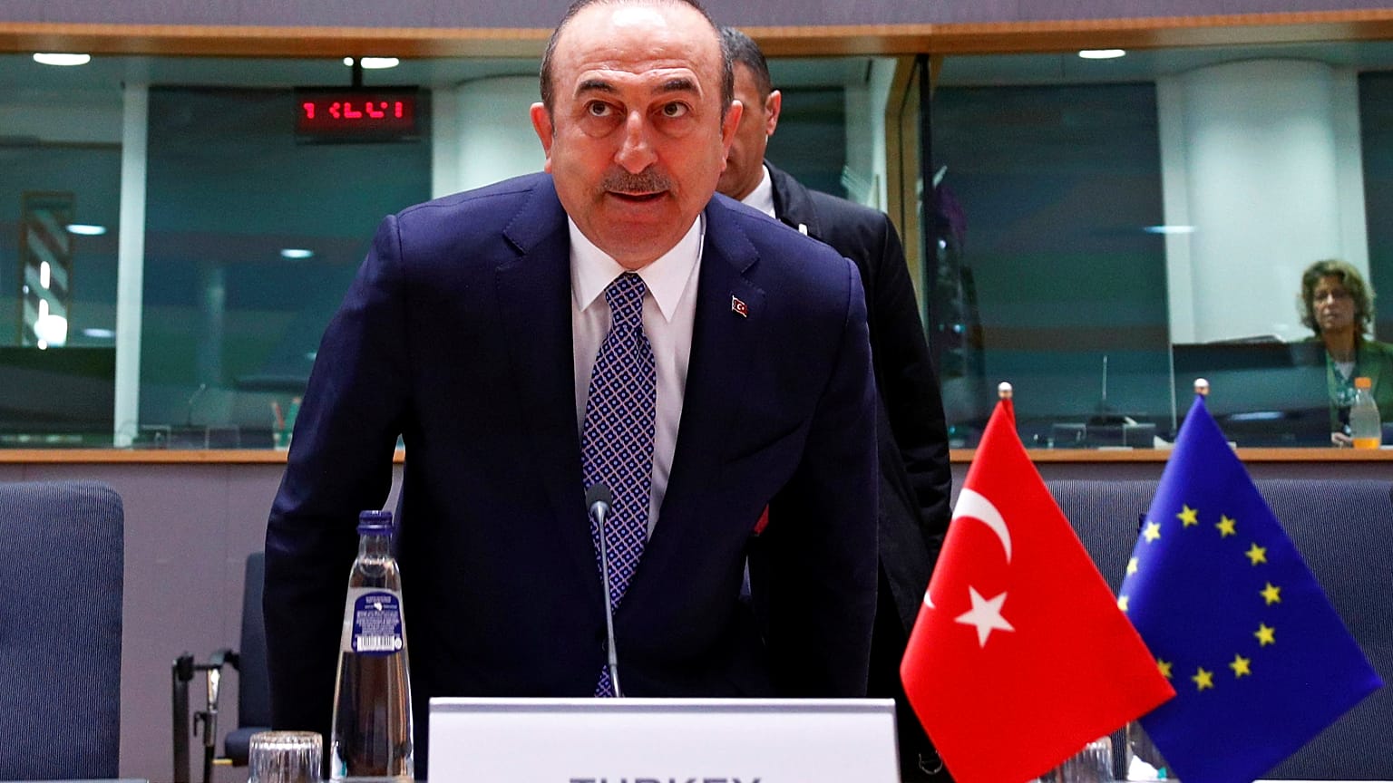 Άγκυρα: Έξι μίλια ο εναέριος χώρος της Ελλάδας