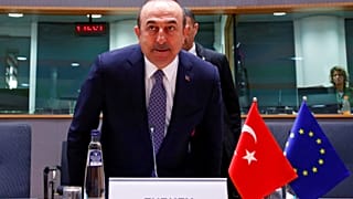 Άγκυρα: Έξι μίλια ο εναέριος χώρος της Ελλάδας