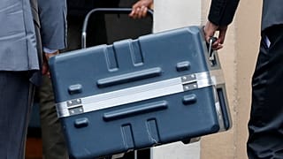 Etiyopya: 157 yolcunun öldüğü uçak neden düştü? Boeing 737 Max 8'in kara kutusundan ilk bilgiler
