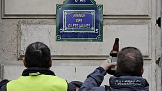 Gilets jaunes : un gouvernement en quête de fermeté
