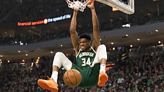 NBA: Ρεκόρ καριέρας με 52 πόντους ο Greek Freak