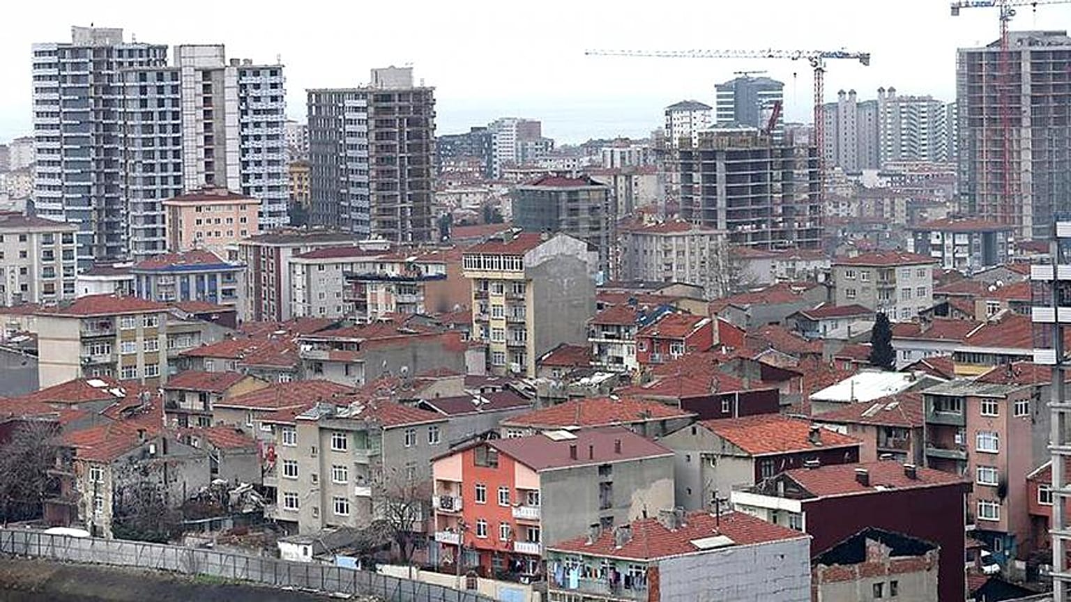 Türkiye’de konut satışlarında sert düşüş alarm veriyor: Ocak-Şubat’ta geçen yıla göre yüzde 22 düşüş