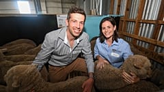 Doçent Doktor Simon de Graaf ve Dr Jessica Rickard. 