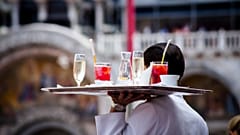 Prosecco seems to be on the precipice of disaster (again)