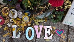 Makeshift memorial for 2015 Paris attack 