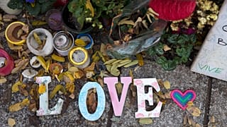 Makeshift memorial for 2015 Paris attack 