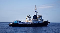 Ο Σαλβίνι απειλεί και πάλι να εμποδίσει αποβίβαση μεταναστών