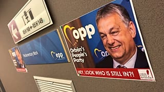 Orbán Embereinek Pártja – átnevezte a néppárti irodákat a RED mozgalom