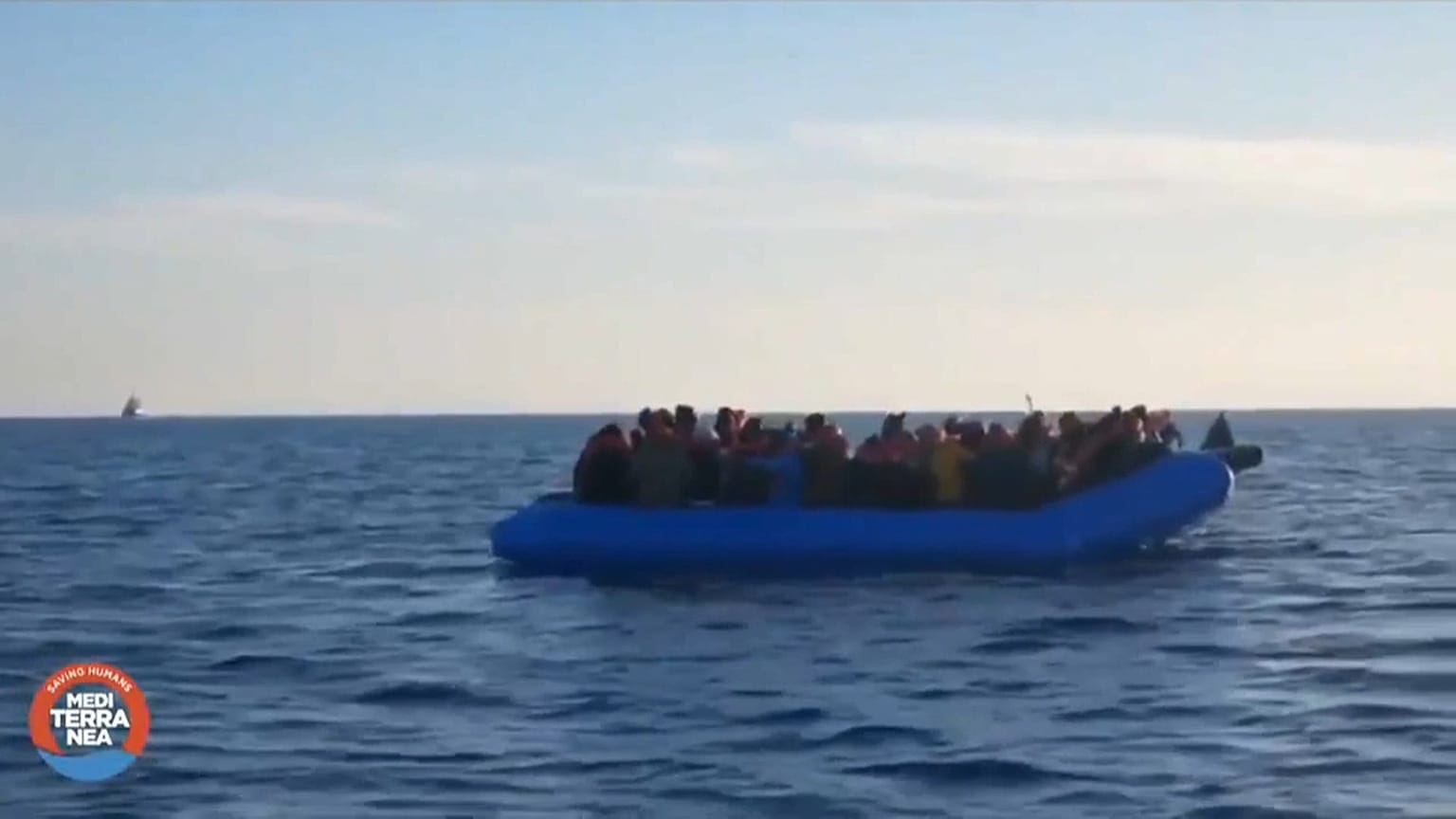 Images : "Mediterranea save humans"