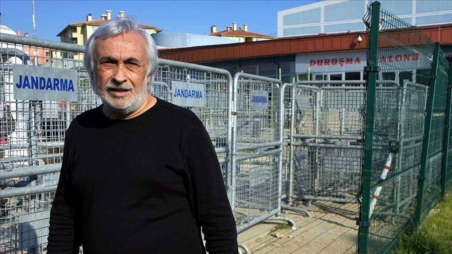 Oyuncu Müjdat Gezen
