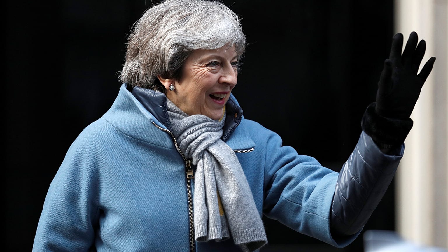 Brexit: Η πρωθυπουργός Μέι θα ζητήσει από την ΕΕ μικρή αναβολή