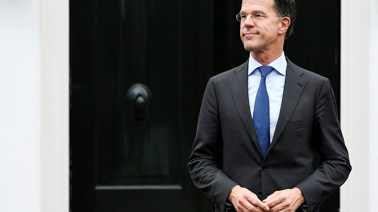 Holandeses votam em eleições locais que testam PM