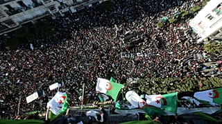 احتجاجات طلابية على ترشيح بوتفليقة لولاية خامسة