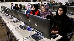 Afganistan Bağımsız Seçim Komisyonu personeli 