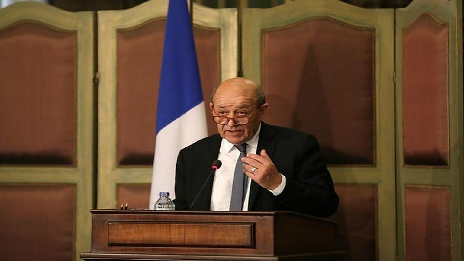وزير الخارجية الفرنسي جان إيف لو دريان