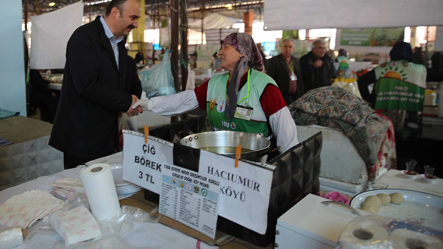 Türkiye’de tüketici güven endeksi mart ayında yüzde 3 arttı